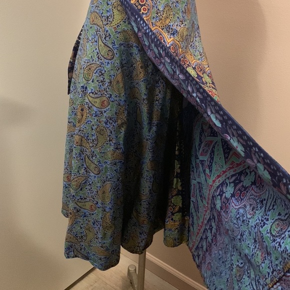 PAISLEY Gold Design Wrap Midi Skirt Size S - Picture 6 of 10